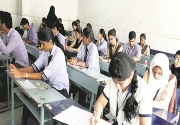 Exam 2025 04 4fd49e8a556bf54238a7f91b0ad53209.jpg