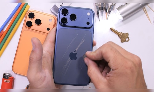 Iphone 17 pro scratchgate 2025 09 19a36b005e9995c783db64cc978fa838.jpg