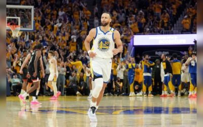 2025 04 27t035056z 425020717 mt1usatoday26027894 rtrmadp 3 nba playoffs houston rockets at golden st.jpeg