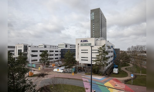 441948216 2025 10 fd6f1fe3bfe5cee1b63712fecdf8e754 scaled.jpg