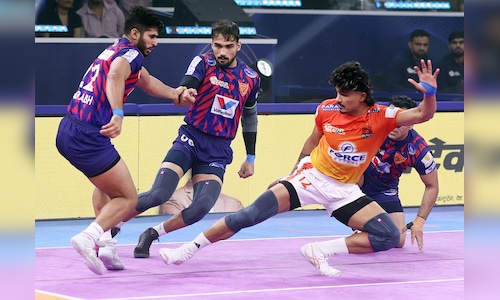 Players in action patna in pkl qualifier 1 puneri paltan vs dabang delhi 4 2025 10 521468aa0dbae027a.jpeg