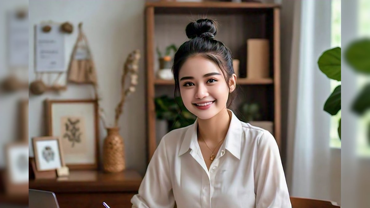 Work job girl a 2024 09 cfcca6dcf537bfb9cc4c9b4e6374de02 3x2.jpeg