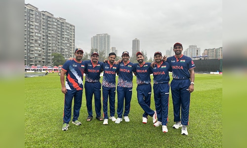 Hk sixes 2025 11 6aa6dfa5056bff229ad71fcadb400c9f.jpg