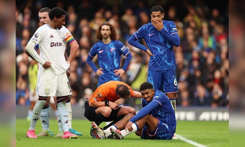 2024 12 01t145626z 1830475693 up1ekc115i06m rtrmadp 3 soccer england che avl report 2025 01 92081d2e.jpeg