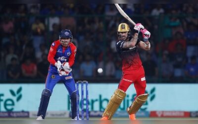 Faf du plessis rcb vs dc.jpg