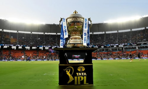 Ipl trophy.jpg