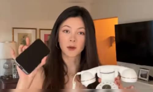 Physical phones 2025 12 ec2164ae0e9ddb225f1a7733c66cd6d6.jpg