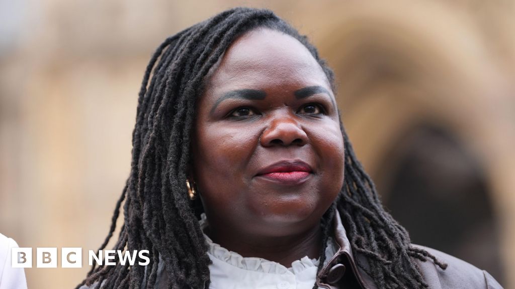 C29db3a0 f635 11f0 96f3 adbdcf1a389c.jpg