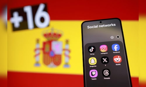 2026 02 03t172027z 2 lynxmpem120po rtroptp 4 emirates summit spain socialmedia 2026 02 86e167858719c.jpeg