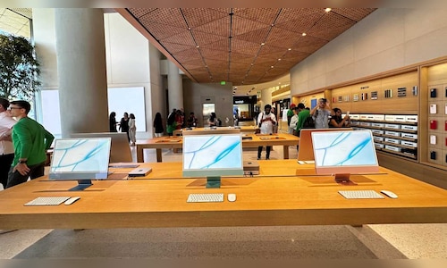 Apple store bkc 8.jpg